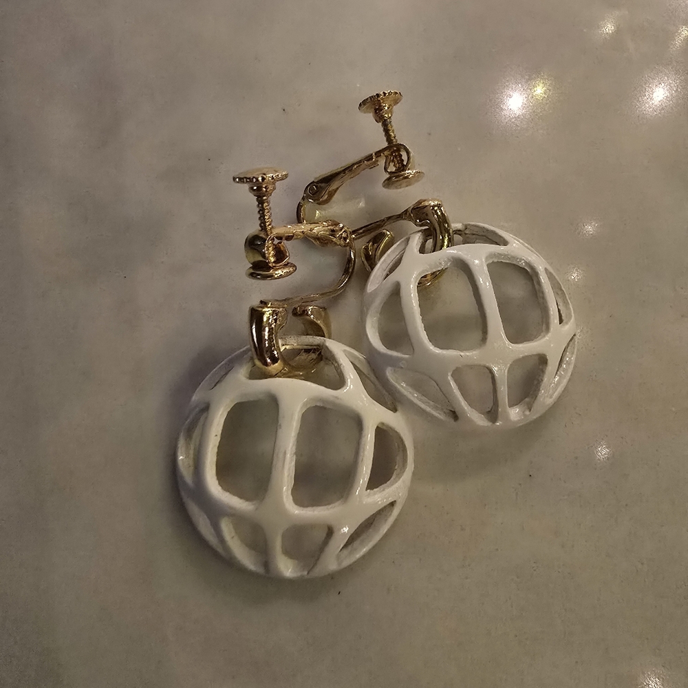 Vintage earrings screw back